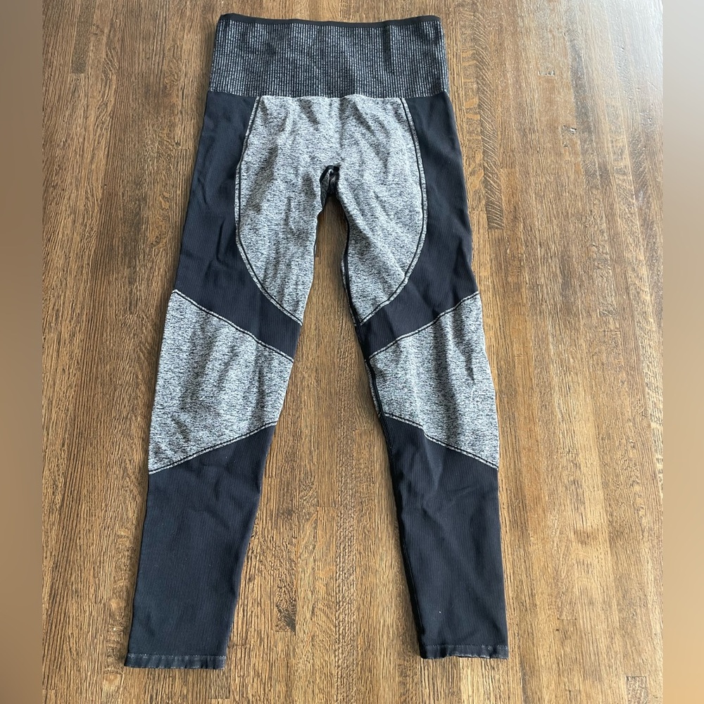 ThirdLove Athletic Leggings - size L